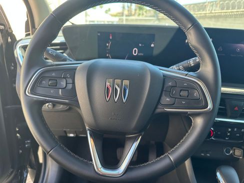 Used 2025 Buick Encore GX Preferred image 27