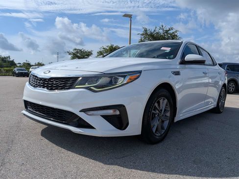 Used 2019 Kia Optima LX FWD image 9