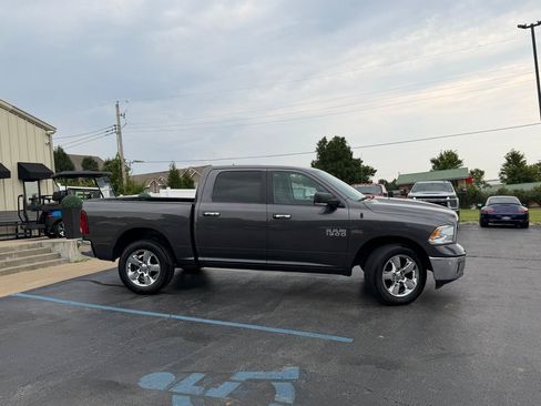 Used 2016 RAM 1500 Big Horn AWD/4WD image 2