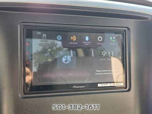 Used 2015 GMC Sierra 1500 SLT w/ SLT Crew Cab Value Package AWD/4WD image 20