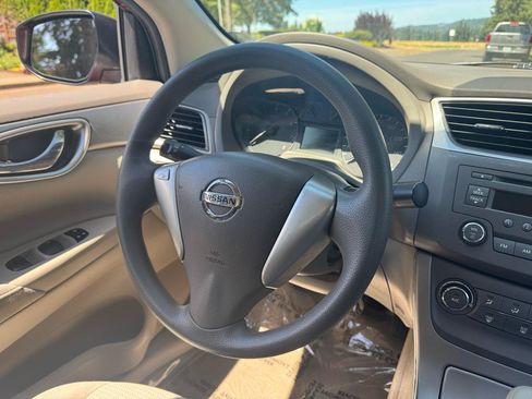 Used 2014 Nissan Sentra S FWD image 21