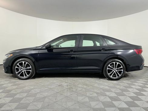 Used 2025 Volkswagen Jetta Sport FWD image 16