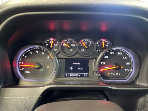 Used 2019 Chevrolet Silverado 1500 Custom Trail Boss w/ Custom Convenience Package AWD/4WD image 23