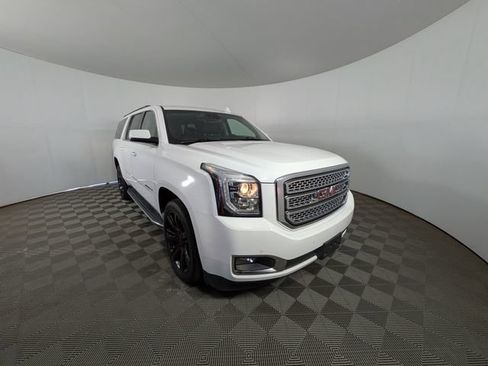 Used 2020 GMC Yukon XL SLT AWD/4WD image 34