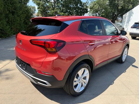 Used 2024 Buick Encore GX Preferred FWD image 30