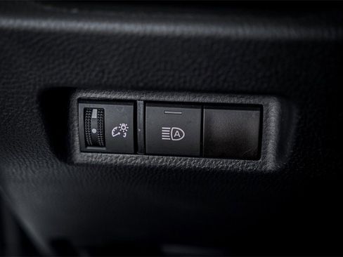 Used 2024 Toyota RAV4 LE image 21