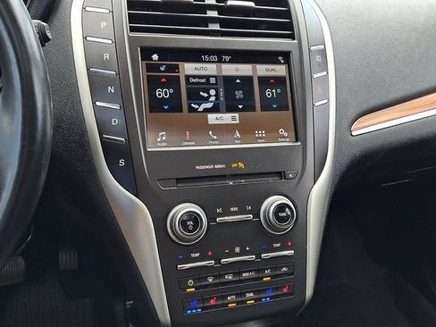 Used 2019 Lincoln MKC Reserve w/ MKC Climate Package AWD/4WD image 15