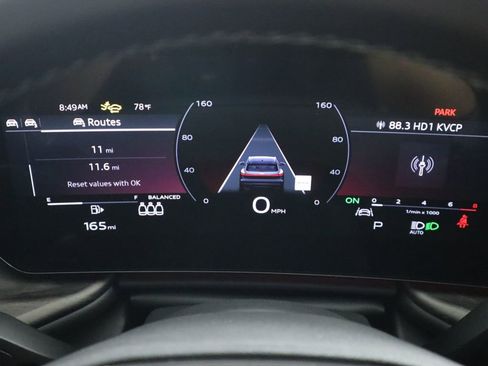 Used 2025 Audi Q5 Premium w/ Convenience Package image 34