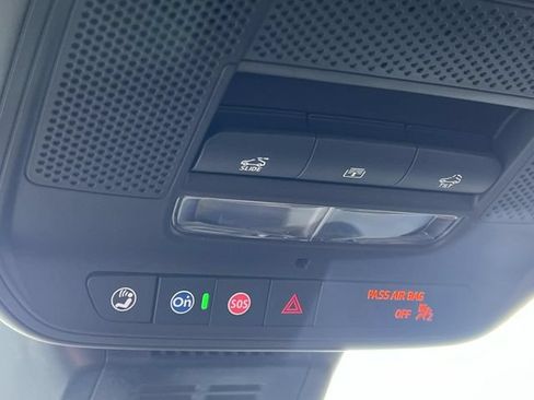New 2027 GMC Terrain AT4 w/ Convenience Package III AWD/4WD image 24
