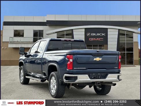 Used 2022 Chevrolet Silverado 2500 LTZ w/ LTZ Premium Package image 4