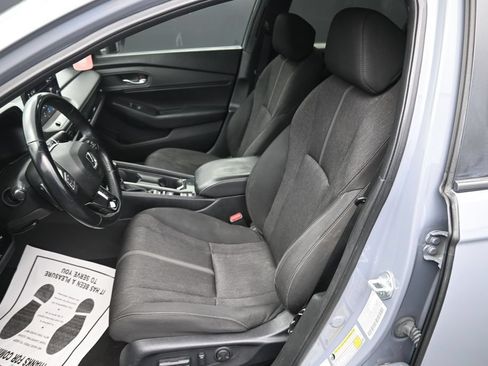 Used 2024 Honda Accord Sport image 12