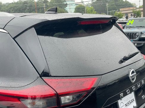 Certified 2021 Nissan Rogue SL AWD/4WD image 23