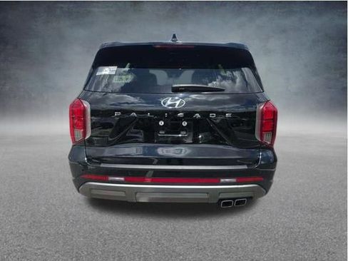 Used 2025 Hyundai Palisade SEL FWD image 8