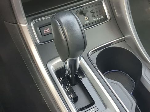 Used 2019 Subaru Ascent Limited w/ Popular Package #3 AWD/4WD image 29
