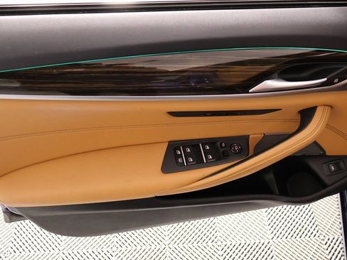 Certified 2023 BMW 530i w/ Executive Package image 17