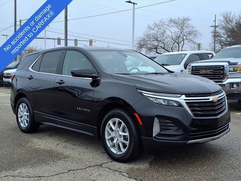 Used 2023 Chevrolet Equinox LT image 3