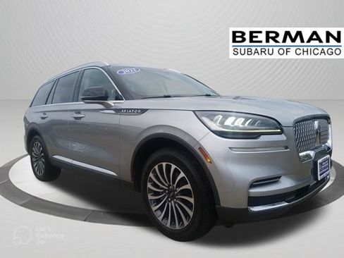 Used 2022 Lincoln Aviator AWD w/ Premium Package image 2