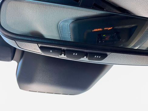 Used 2024 Toyota Prius Prime FWD image 34
