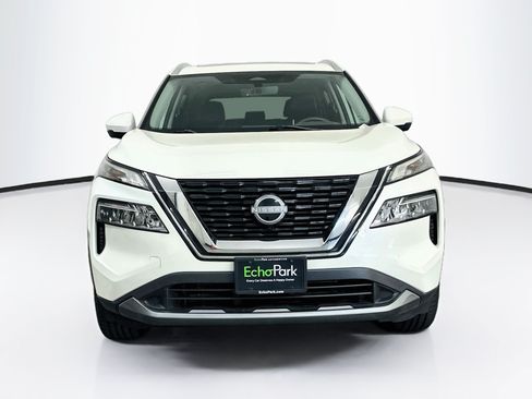 Used 2023 Nissan Rogue SL AWD/4WD image 2