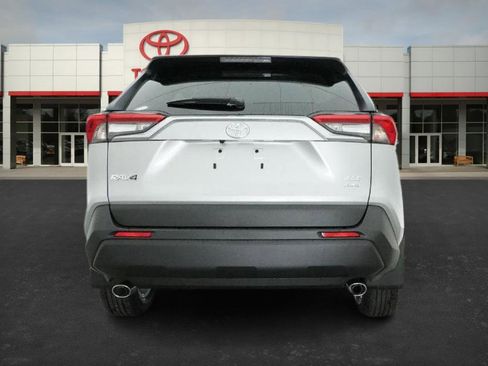 New 2025 Toyota RAV4 XLE image 17