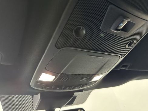 Used 2020 Ford F150 Lariat image 11