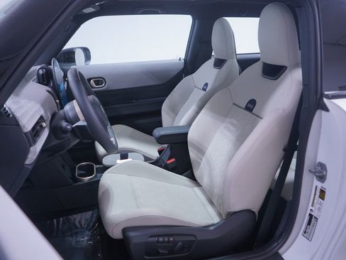 Used 2025 MINI Cooper S image 7