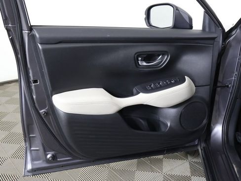 Used 2023 Honda HR-V LX image 20