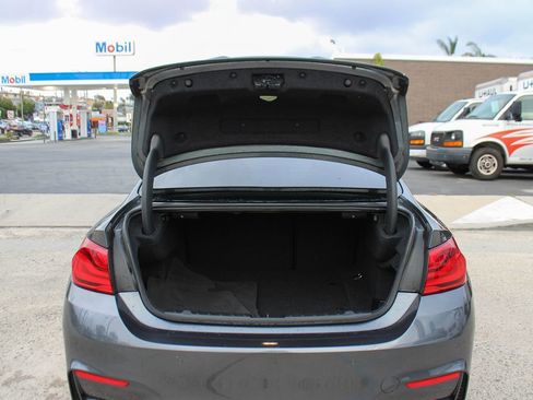 Used 2019 BMW M4 Coupe RWD image 35