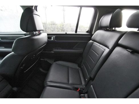 Used 2025 Hyundai Santa Fe Limited AWD/4WD image 12