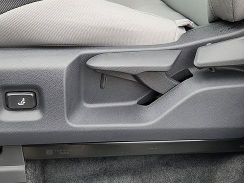 New 2026 Toyota Tacoma TRD Sport AWD/4WD image 8