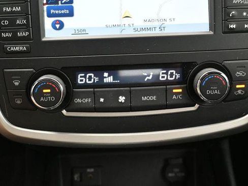 Used 2016 Nissan Altima 2.5 SV w/ Convenience Package FWD image 23