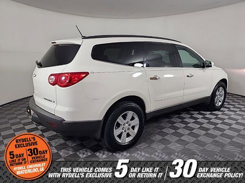 Used 2010 Chevrolet Traverse LT w/ Personal Connectivity Package image 11