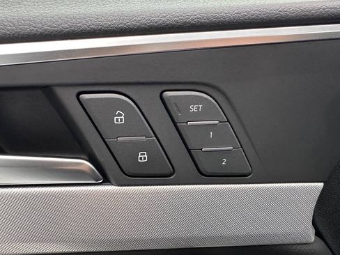 Used 2018 Audi A4 2.0T Premium AWD/4WD image 31