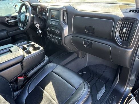 Certified 2021 Chevrolet Silverado 1500 Custom Trail Boss image 25