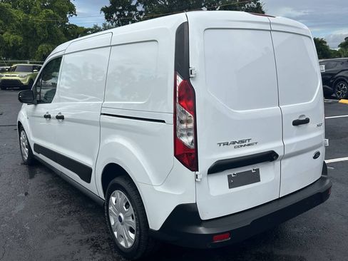 Used 2022 Ford Transit Connect XLT FWD image 4