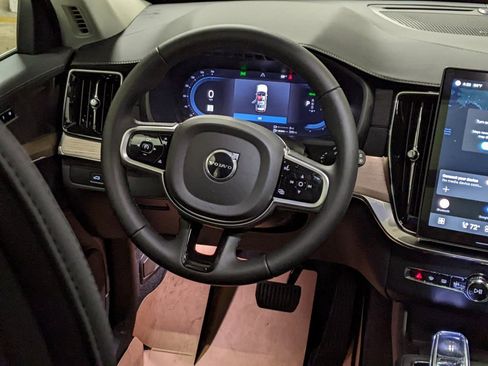 New 2025 Volvo XC90 T8 Plus w/ Protection Package Premier image 14