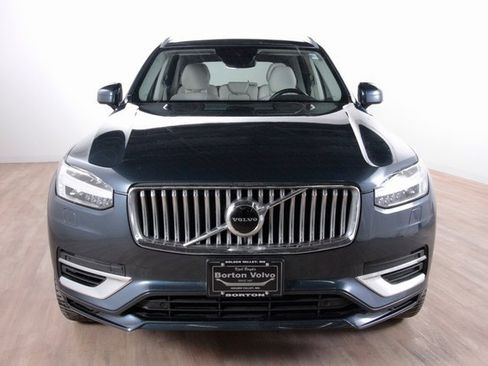Used 2021 Volvo XC90 T8 Inscription Expression w/ Protection Package Premier image 2
