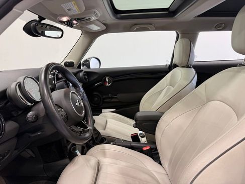 Used 2018 MINI Cooper S FWD image 10