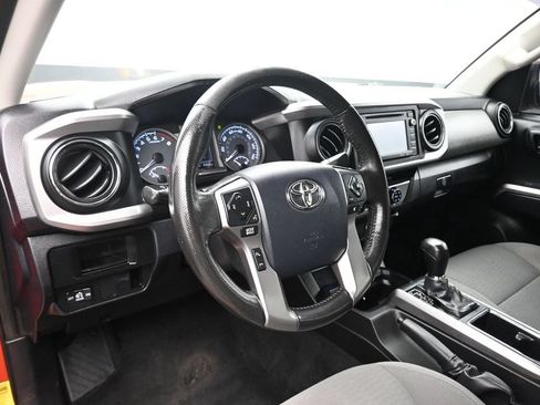 Used 2016 Toyota Tacoma SR5 w/ Towing Package RWD image 12