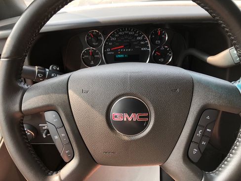 Used 2023 GMC Savana 2500 Extended w/ Driver Convenience Package RWD image 31