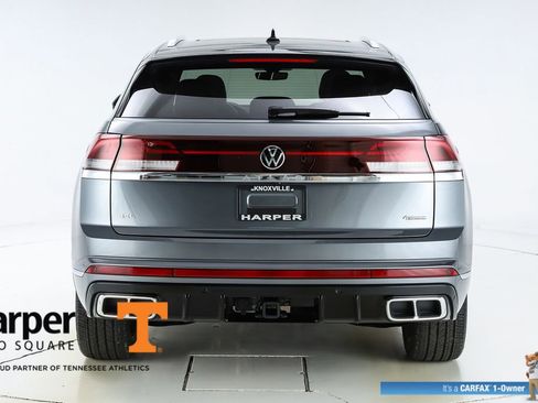 Used 2025 Volkswagen Atlas Cross Sport SEL Premium R-Line image 47