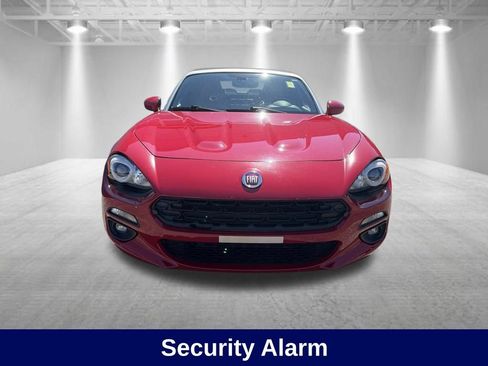Used 2017 FIAT 124 Spider Lusso RWD image 8