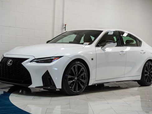 Used 2024 Lexus IS 350 F Sport RWD image 4