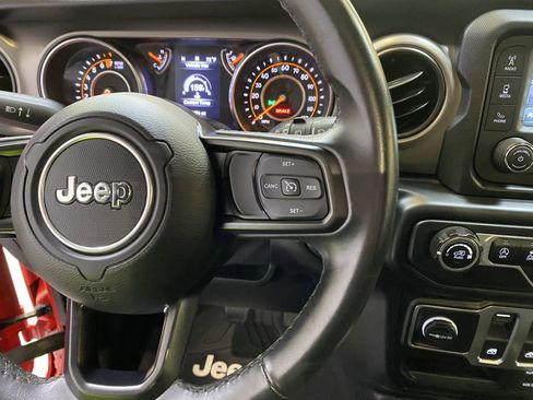 Used 2019 Jeep Wrangler Sport AWD/4WD image 31