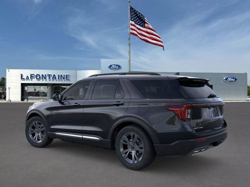 New 2025 Ford Explorer Active w/ Active Comfort Package image 4