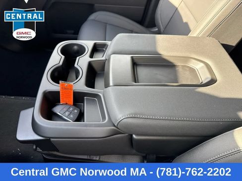 New 2026 GMC Sierra 2500 SLT AWD/4WD image 23