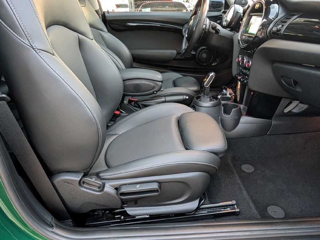 Used 2021 MINI Cooper S w/ Premium Package FWD image 20