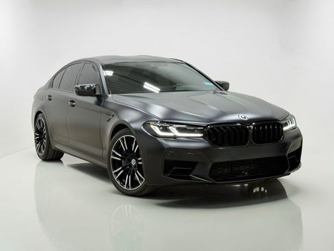Used 2023 BMW M5 image 15
