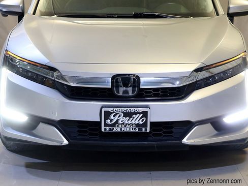 Used 2018 Honda Clarity Touring image 6
