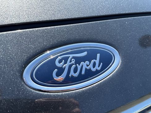 Used 2015 Ford Focus Titanium FWD image 14